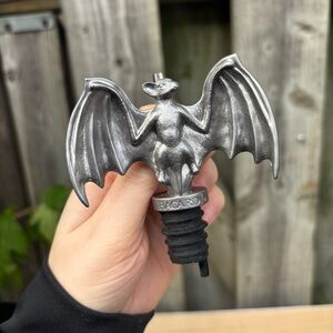 Bacardi Silver Bat Liquor Bottle Pourer Spout Barware Rubber Seal
